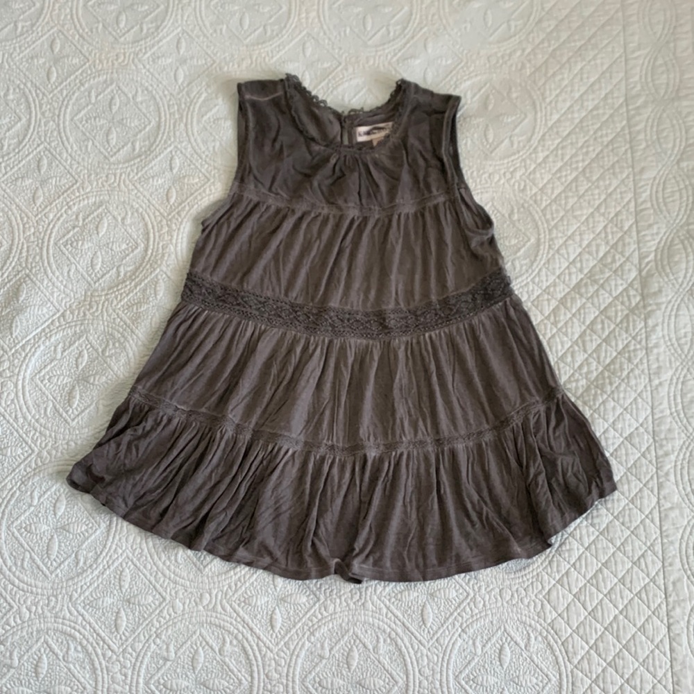 Gray tank top blouse